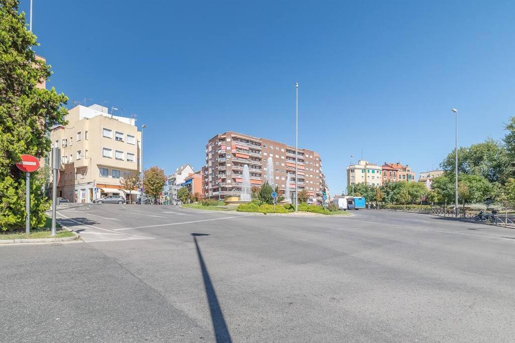 Estudio Acogedor En Zona Norte Мадрид Екстериор снимка