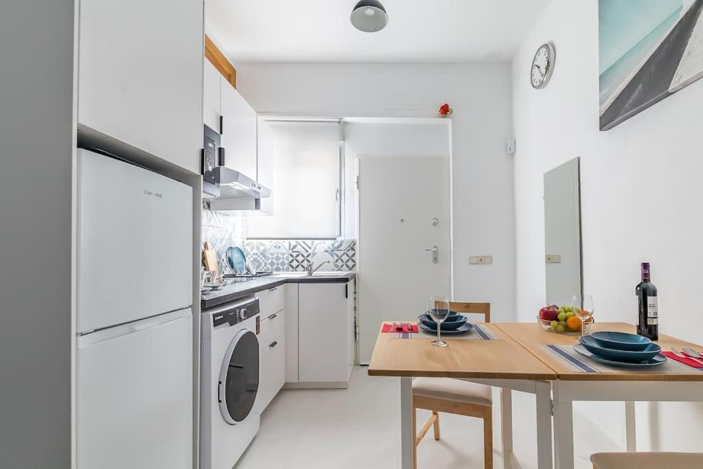 Estudio Acogedor En Zona Norte Мадрид Екстериор снимка